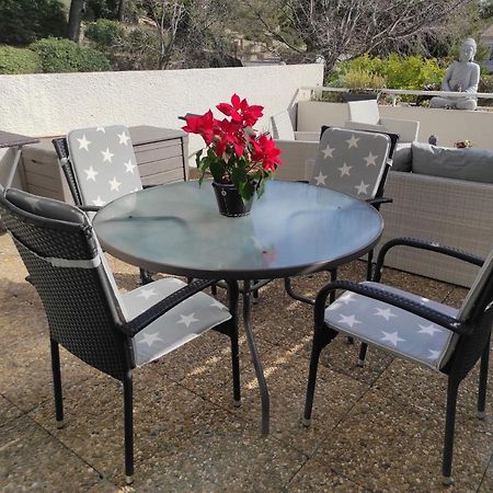 2 Pieces Avec Grande Terrasse Appartement La Ciotat Buitenkant foto