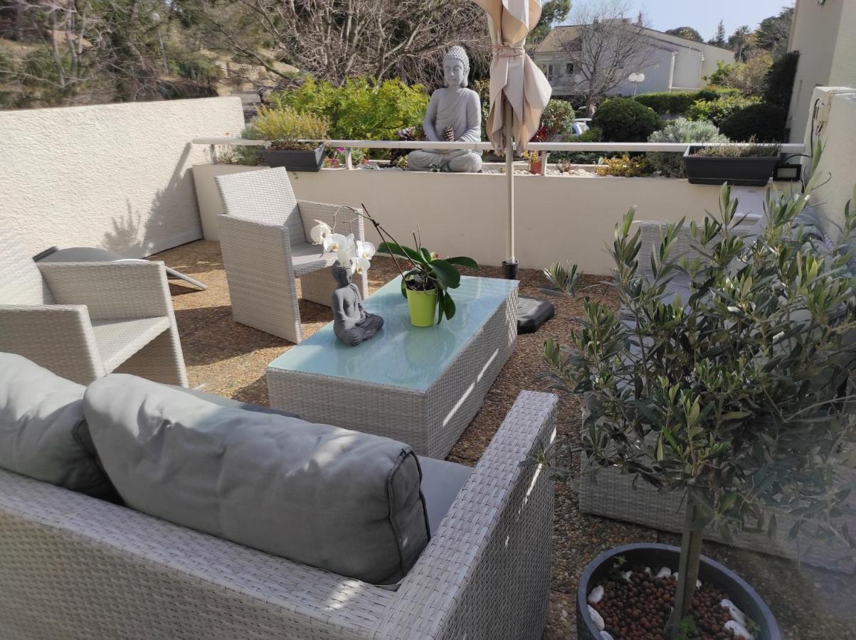 2 Pieces Avec Grande Terrasse Appartement La Ciotat Buitenkant foto